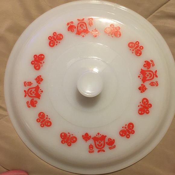 Fire King 5210 - white w/ red tulips & butterflies - Picture 1 of 5